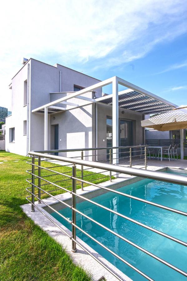 Ag Luxury Villas, Iraklitsa Nea Iraklitsa Екстериор снимка